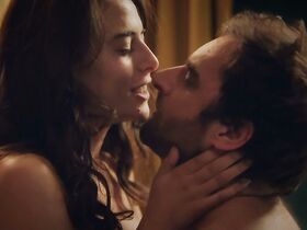 Наиля Арзун голая – Le Grand bazar s01e01, e03, e04, e06 (2019) #12