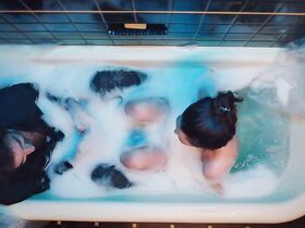 Наиля Арзун голая – Le Grand bazar s01e01, e03, e04, e06 (2019) #14