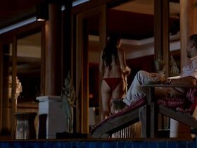 Мелани Дуте секси – Райский пляж (2019) #3