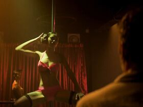 Мелани Дуте секси – Райский пляж (2019) #6