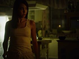 Ванда Чалупкова голая – Преследуемые призраками s01e06 (2018) #5