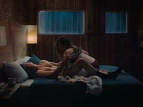 Кэтрин Хан голая – Миссис Флетчер s01e05 (2019) #9