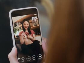 Чихиро Ниуя голая – Дело семейное s01e01-02 (2019) #3