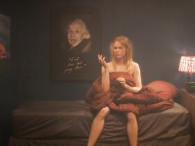 Лекси Лоуелл голая – Предначертание судьбы: Пространство-время (2019) #8