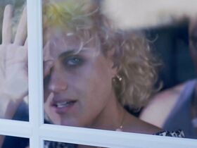 Клаудия Фортунато голая – Воронка времени (2019) #2