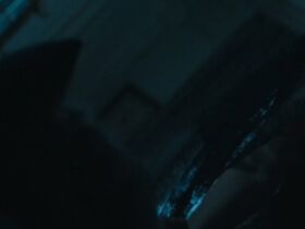 Жюли Де Бона голая – Благотворительный базар s01e03, e05 (2019) #8