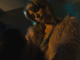 Гайте Янсен голая – Джетт s01e02 (2019) #2