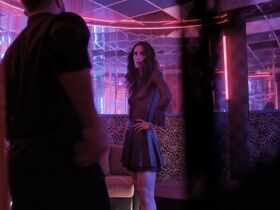 Нина Сеникар секси – Ответный удар s08e02 (2020) #6