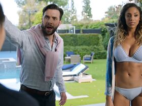 Бриттани Шерод секси – Новичок s02e14 (2020) #4