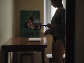 Ян Гэ голая – Голышом (2018) #3