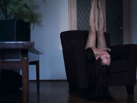 Ян Гэ голая – Голышом (2018) #9