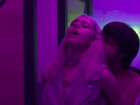 Лусия Урибе голая, Тесса Иа секси – Необузданные s01e02 (2020) #6