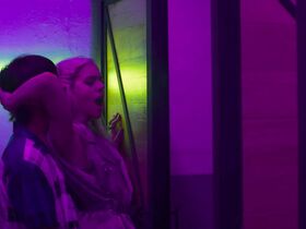 Лусия Урибе голая, Тесса Иа секси – Необузданные s01e02 (2020) #7