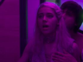 Лусия Урибе голая, Тесса Иа секси – Необузданные s01e02 (2020) #8