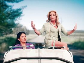 Джейн Краковски секси – Шмигадун! s01e05 (2021) #3