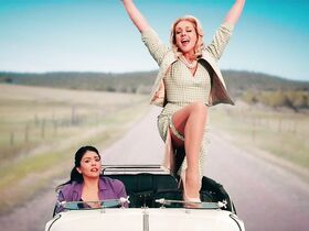 Джейн Краковски секси – Шмигадун! s01e05 (2021) #9