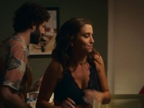 Тейлор Мисяк голая – Дэйв s01e03 (2020) #2