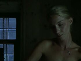 Юлия Хайнце голая – Аполлония (2005) #2