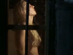 Юлия Хайнце голая – Аполлония (2005) #4