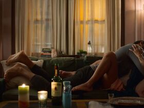 Зои Кравиц голая – Меломанка s01e01, e06, e09 (2020) #11