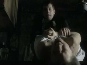 Катариина Унт голая – Сомнамбула (2003) #18