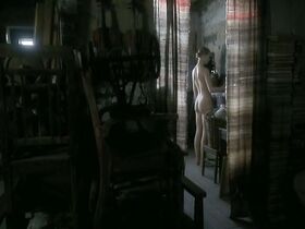 Катариина Унт голая – Сомнамбула (2003) #22