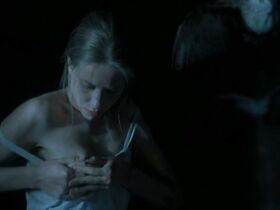 Катариина Унт голая – Сомнамбула (2003) #25