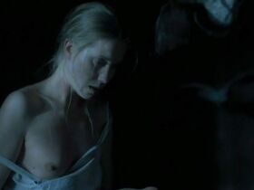 Катариина Унт голая – Сомнамбула (2003) #26