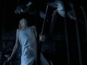 Катариина Унт голая – Сомнамбула (2003) #28