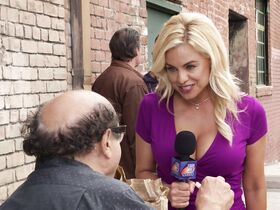 Джессика Коллинз секси – В Филадельфии всегда солнечно s14e08 (2019) #3