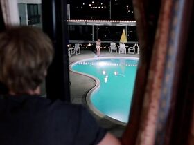 Лорри Бэгли голая – Увалень Томми (1995) #7