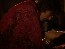 Зои Таппер голая – Отчаянные романтики s01e03 (2009) #3