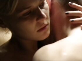 Каролина Коминек-Скуратович голая, Анна Целейевска секси, Мария Павловска секси – Карусель (2014) #8