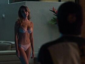 Эстер Экспосито секси – Элита s03e06 (2020) #4