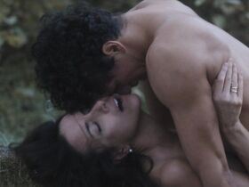 Сесилия Суарес секси – Кто-то должен умереть s01e03 (2020) #4