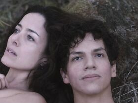 Сесилия Суарес секси – Кто-то должен умереть s01e03 (2020) #7