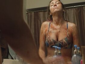 Лиза ван Дам-Бейтс голая – Marla Mae (2018) #10