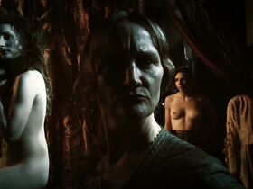 Джоя Фитч голая, Дженни Жак голая, Эми Мэнсон голая – Отчаянные романтики s01e01-02 (2009) #5