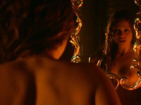 Джоя Фитч голая, Дженни Жак голая, Эми Мэнсон голая – Отчаянные романтики s01e01-02 (2009) #9