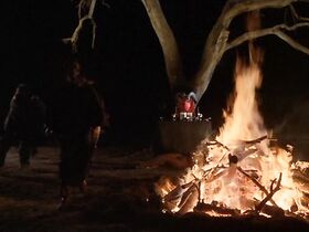 Неизвестная голая – Гонки с дьяволом (1975) #7