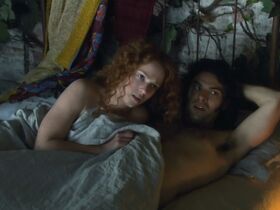 Ребекка Дейвис голая, Эми Мэнсон голая – Отчаянные романтики s01e05 (2009) #3