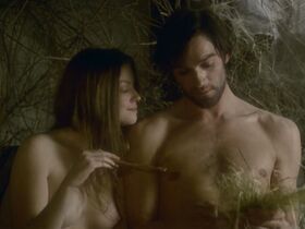 Линн Фредерик голая – Четыре всадника Апокалипсиса (1975) #8