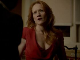 Паула Малкомсон секси – Рэй Донован s01e03, e04 (2013) #2