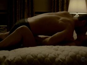 Паула Малкомсон секси – Рэй Донован s01e03, e04 (2013) #4