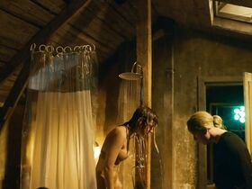 Ванесса Александр секси – Ультрафиолет s02e07 (2019) #6