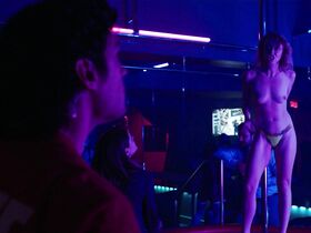 Эрин Оунби голая, Келли Бёрглунд голая – Хилы s01e03 (2021)