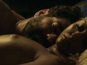 Мина Фарид секси, Захия Дехар голая – Мое прекрасное лето с Софи (2019) #24