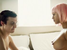 Сторми Майя голая, Стефани Блум голая – 2050 (2018) #16