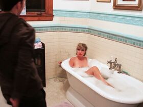 Рена Риффел голая – Шоугелз 2: Пенни из Рая (2011) #13