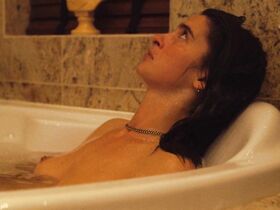 Лиа Грегерсен голая – The Elite (2015) #5